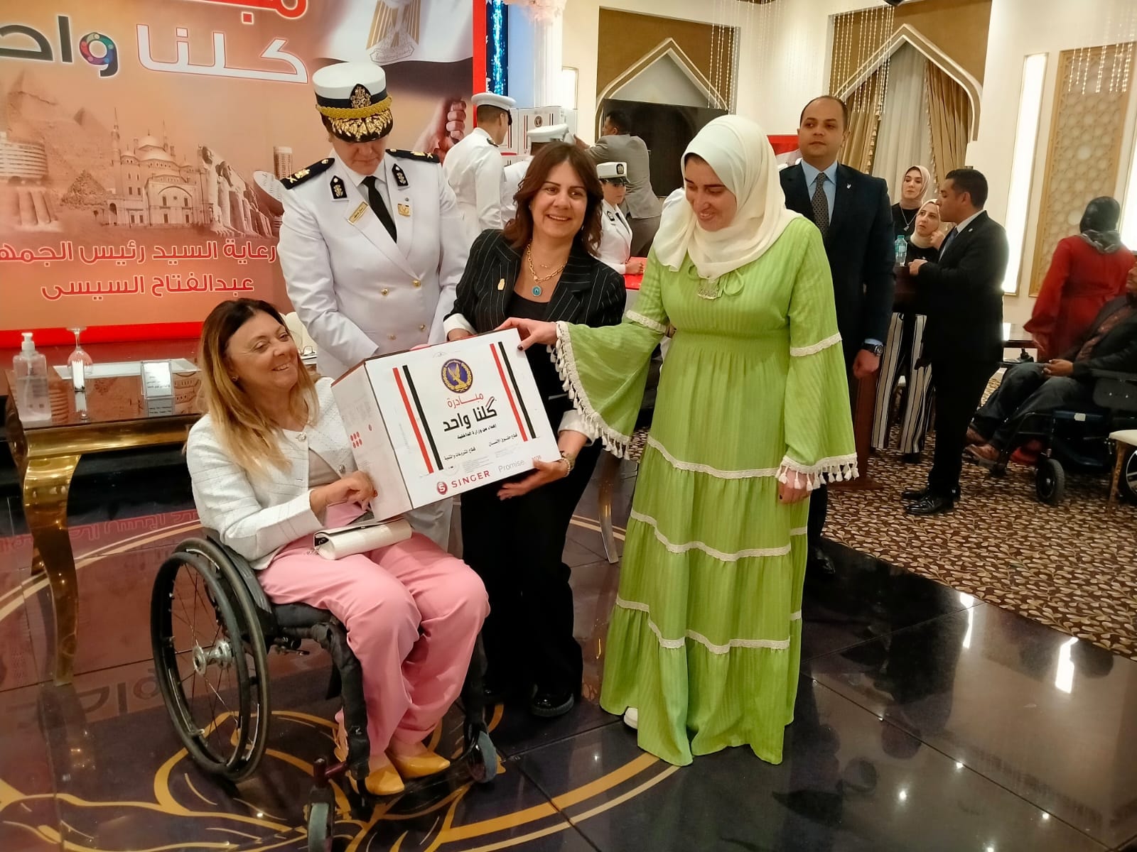 توزيع ماكينات خياطة على 30 سيدة من ذوات الإعاقة السمعية