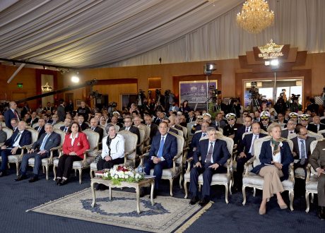 مدبولي يشارك في احتفالية “يوم التفوق” بهيئة قناة السويس ويشهد تدشين خدمات ومشروعات بحرية جديدة