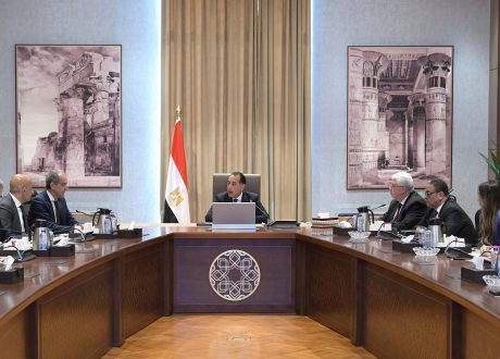 رئيس الوزراء يناقش دعم مدارس WE للتكنولوجيا التطبيقية وتعزيز فرص التحاق خريجيها بالجامعات