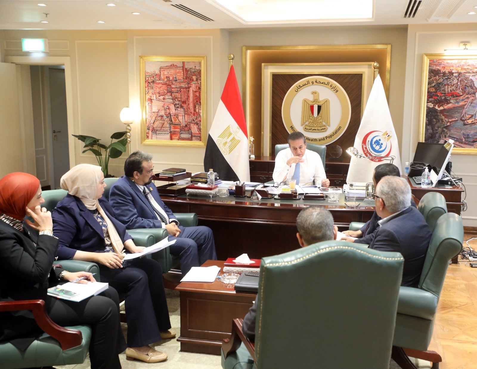 وزير الصحة يبحث دعم توطين صناعة الأدوية وترشيد الاستهلاك لتحقيق الاكتفاء الذاتي