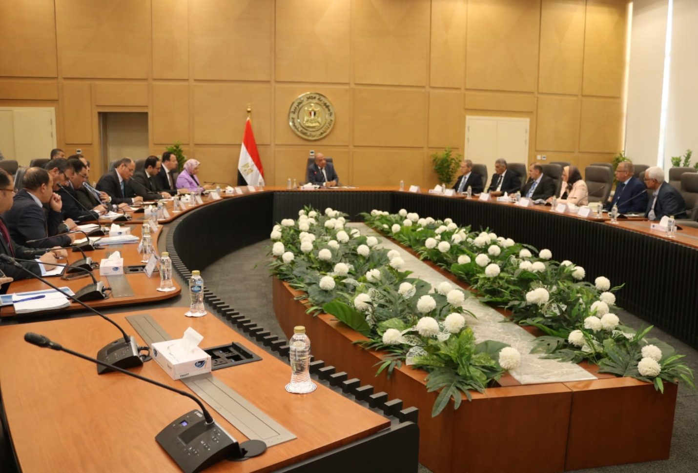 وزير الكهرباء يتابع الاستعدادات لموسم الصيف ويوجه بتأمين التغذية الكهربائية وتحسين كفاءة الشبكة
