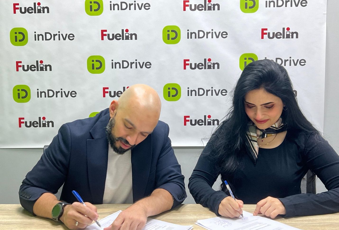 مبادرة جديدة من «اندرايف» لدعم السائقين بقسائم وقود رقمية بالشراكة مع «Fuelin»