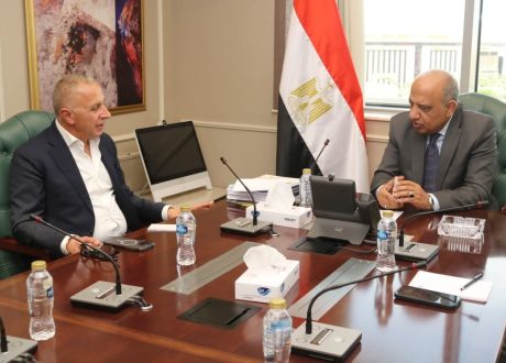 وزير الكهرباء يبحث مع مجموعة “السويدي إليكتريك” مستجدات تنفيذ مشروعات الشركة فى قطاعات الإنتاج والنقل والتعاون فى مجالات خفض الفقد وتوزيع الكهرباء