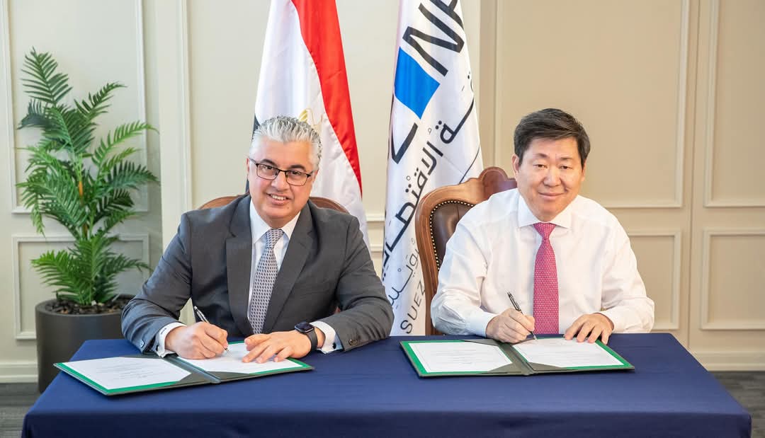 باستثمارات 17 مليون دولار أمريكي.. رئيس اقتصادية قناة السويس يوقع عقد مشروع شركة “هايتكس” الصينية لصناعة الأقمشة الزخرفية بمنطقة القنطرة غرب الصناعية
