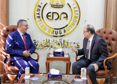  “هيئة الدواء المصرية” تستقبل وفدًا جزائريًا رفيع المستوى للاطلاع على التجربة التنظيمية الرائدة وتعزيز العلاقات المصرية الجزائرية في القطاع الطبي