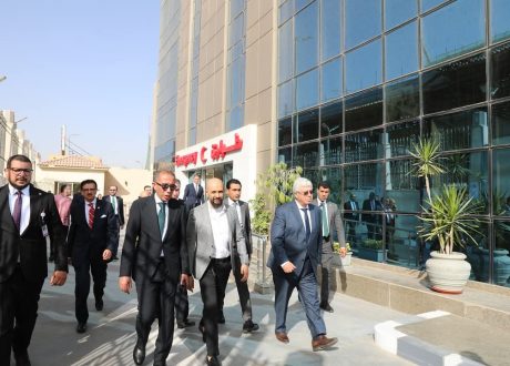 “وزير التعليم العالي” يتفقد مستشفى سعاد كفافي الجامعي