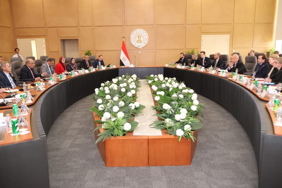  وزير الكهرباء : التوسع فى مشروعات تخزين الطاقة و الشركات السويدية رائدة فى هذا المجال وهناك مشروعات للتعاون فى إقامة محطات لتخزين الكهرباء النظيفة