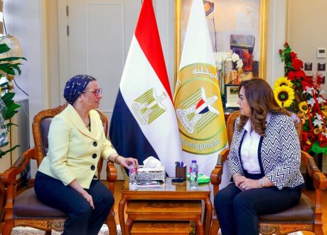  وزيرتا التنمية المحلية والبيئة تتابعان عمل منظومة المخلفات الصلبة بالمحافظات ومشروع تطهير مصرف كيتشنر 