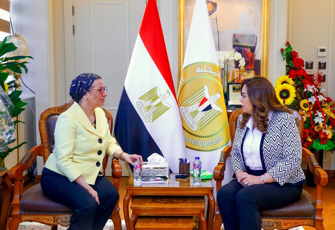  وزيرتا التنمية المحلية والبيئة تتابعان عمل منظومة المخلفات الصلبة بالمحافظات ومشروع تطهير مصرف كيتشنر 