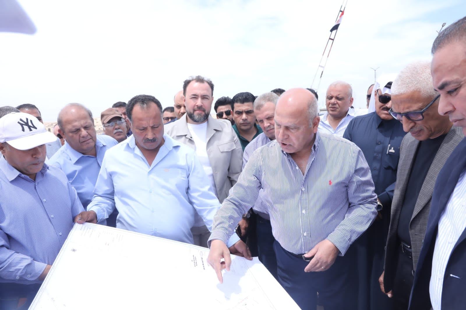 لتعزيز التنمية الشاملة في سيناء.. وزير النقل يتفقد مشروع خط السكك الحديدية «بئر العبد – العريش»