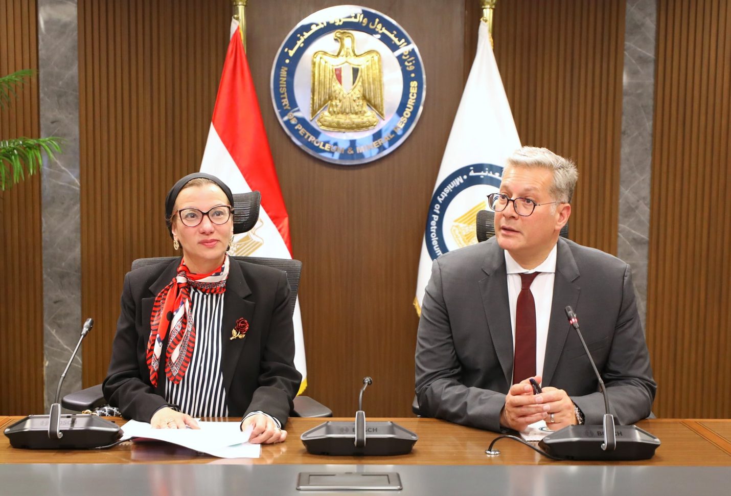 وزيرا البترول والبيئة يبحثان مشروع احتجاز وتخزين الكربون في مصر لتعزيز الالتزام البيئي