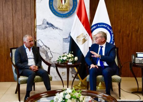 ” وزير البترول ” يبحث مع مجموعة السويدي إليكتريك تعزيز التعاون المشترك فى قطاعي البترول و التعدين