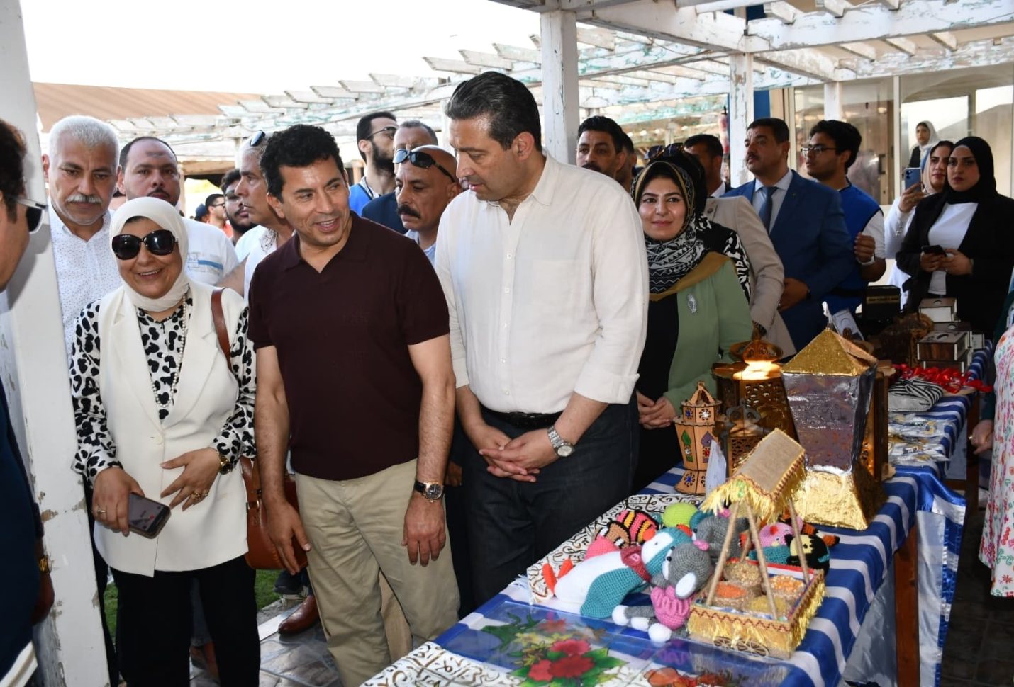 وزير الشباب ومحافظ دمياط يتفقدان ملتقى التوظيف ضمن مشروعي “مشواري” و”علّمني حرفة” لدعم تشغيل وتدريب الشباب