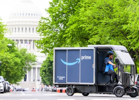 Amazon launches e-cargo bike delivery pilot in Washington