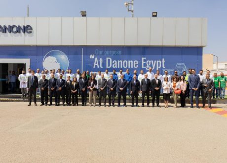 باستثمارات 250 مليون جنيه.. وزير الاستثمار يفتتح خط الإنتاج الجديد لـ «دانون مصر»