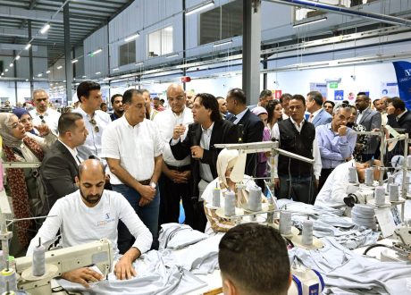 رئيس الوزراء يفتتح مصنع “چيد تكستايل” للملابس الجاهزة
