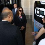 تدشين أول ماكينات لاسترداد العبوات البلاستيكية والمعدنية بالعاصمة الإدارية