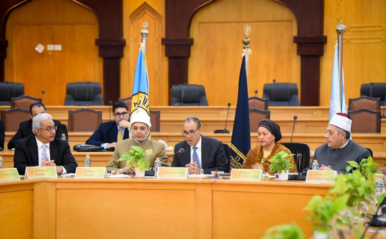 وزير الخارجية يفتتح المائدة المستديرة الأولى لمبادرة الأمم المتحدة حول الذكاء الاصطناعي والتنمية البشرية بجامعة الأزهر