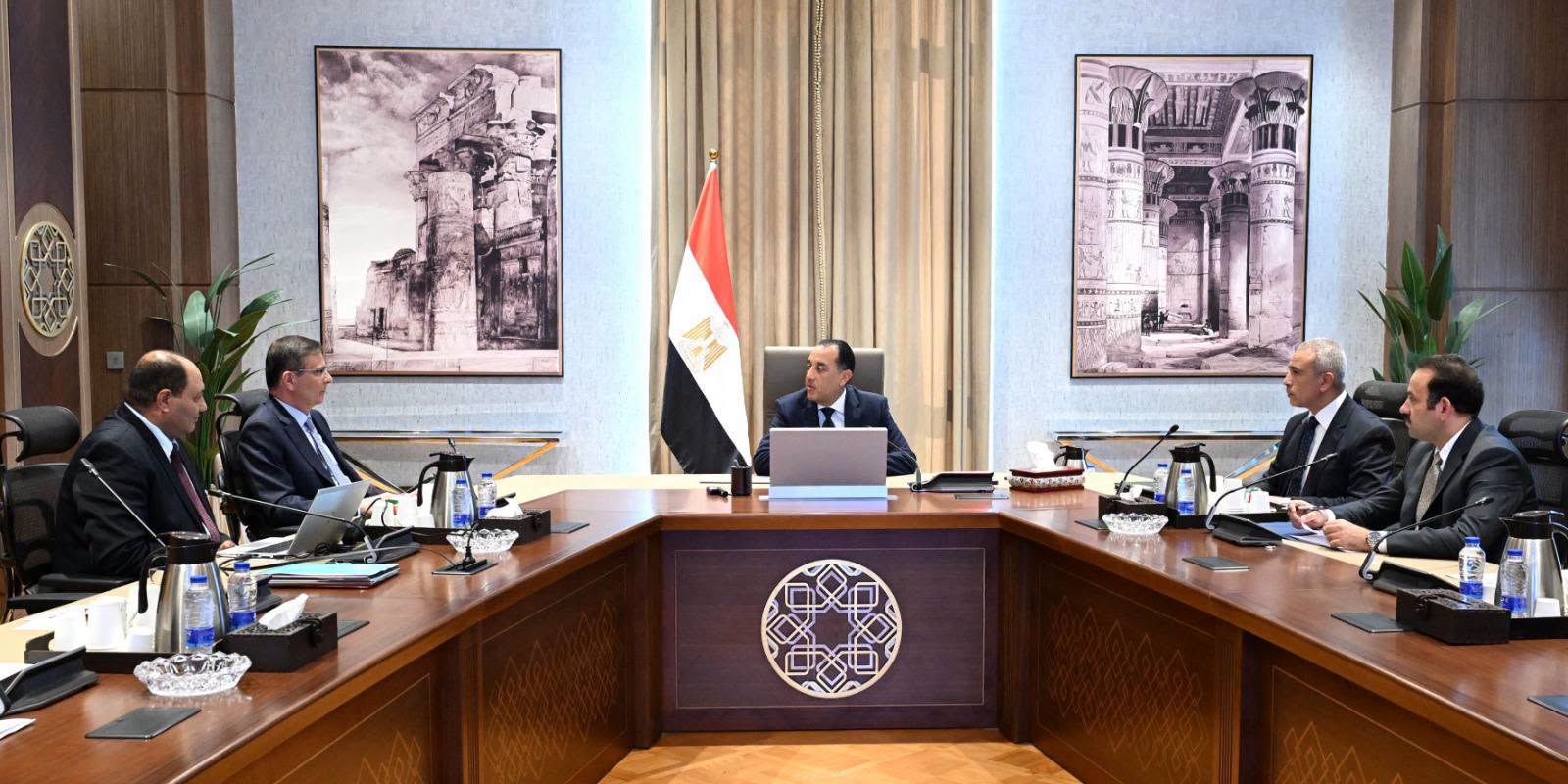 رئيس الوزراء يبحث التوسع في إنشاء محطات حديثة للثروة الحيوانية لتعزيز الأمن الغذائي