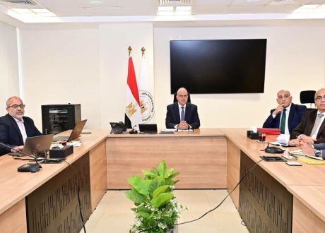 وزير الري يتابع مشروعات حماية الشواطئ ويؤكد: السواحل المصرية ثروة استراتيجية ومواجهة التغيرات المناخية أولوية