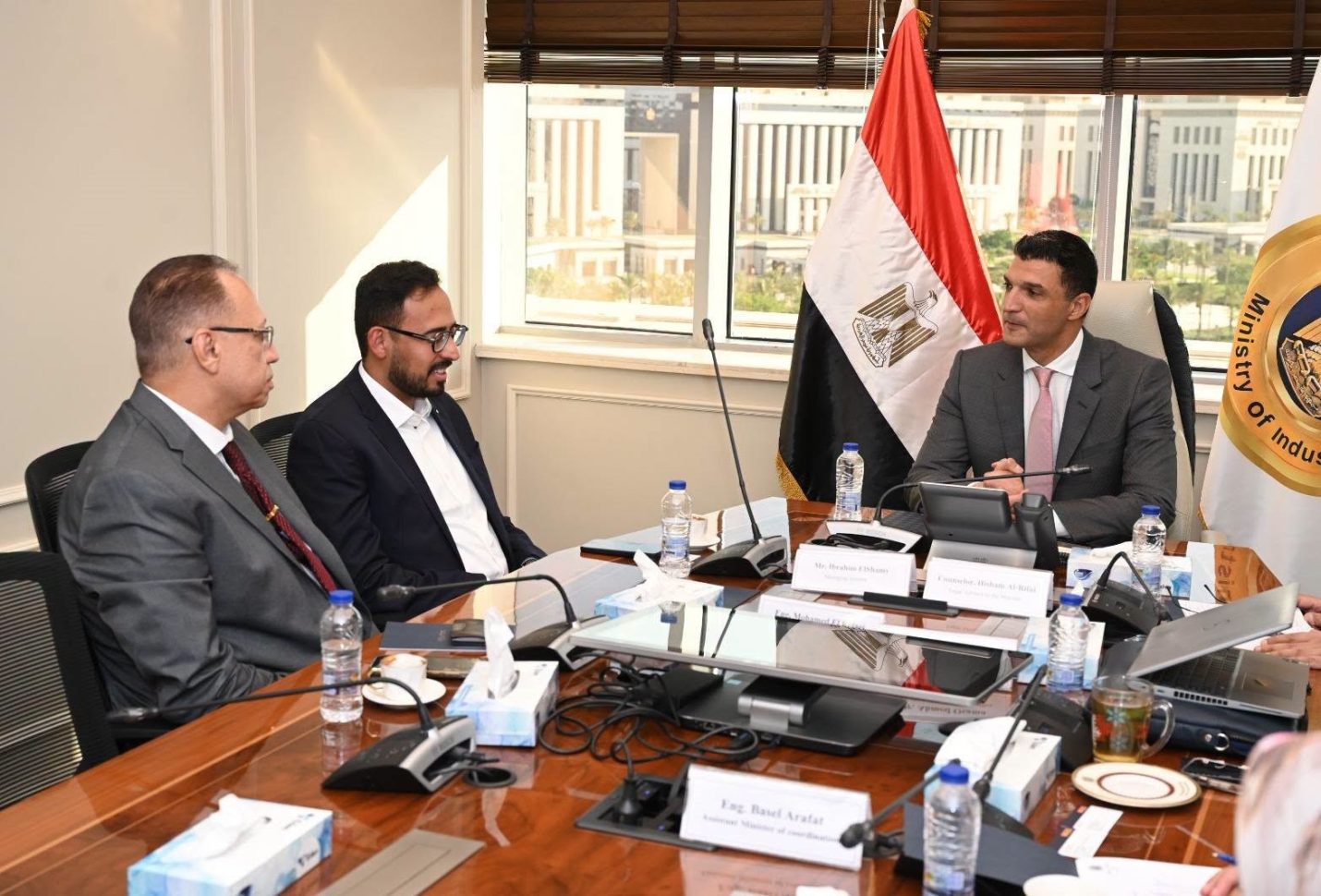 وزير الصناعة يبحث مع جوتن مصر خطط التوسع وتعزيز الاستثمارات في الصناعات الكيماوية