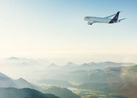 Deutsche Bank invests in SAF with Lufthansa to cut 5,500 tons of CO₂