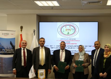 بجهد 500 كيلوفولت.. «السويدي إليكتريك» توقع 3 عقود استراتيجية لدعم توسعات شبكة نقل الكهرباء في مصر