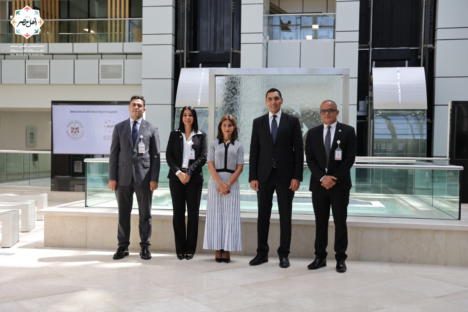 تعزيزًا للشراكة المجتمعية.. وزير الشباب والرياضة يزور مستشفى أهل مصر للحروق
