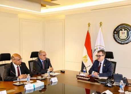 وزير التخطيط والتنمية الاقتصادية يبحث مستجدات تطبيق “موازنة البرامج والأداء” لتطوير منظومة التخطيط وإدارة الاستثمارات الحكومية