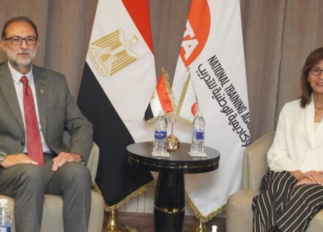 رئيس “الهيئة القومية لسلامة الغذاء” يلتقي المدير التنفيذي للأكاديمية الوطنية للتدريب لبحث التعاون في إعداد برامج تدريبية متخصصة و بناء القيادات المؤسسية