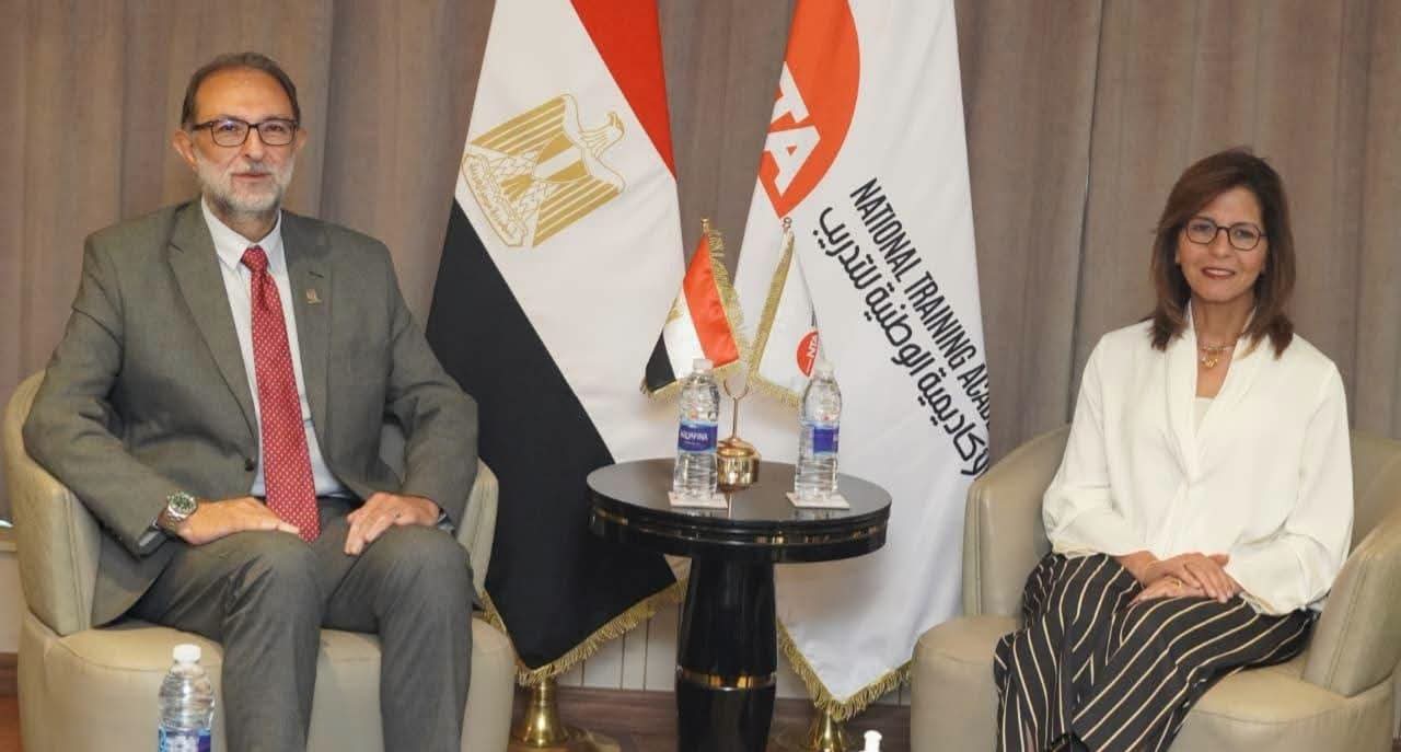 رئيس “الهيئة القومية لسلامة الغذاء” يلتقي المدير التنفيذي للأكاديمية الوطنية للتدريب لبحث التعاون في إعداد برامج تدريبية متخصصة و بناء القيادات المؤسسية