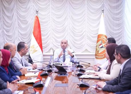 وزير العمل يتابع الاستعدادات النهائية لإطلاق منصة العمل الرقمية
