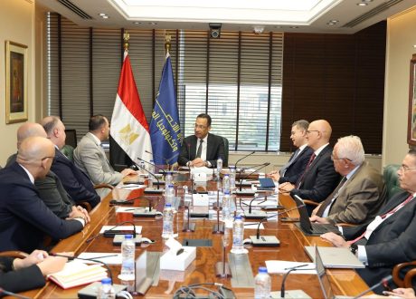 “إرنست ويونغ” تعتزم إنشاء مركز إقليمي في مصر لتوسيع خدمات التعهيد والاستشارات وتوفير 1000 فرصة عمل خلال 3 سنوات