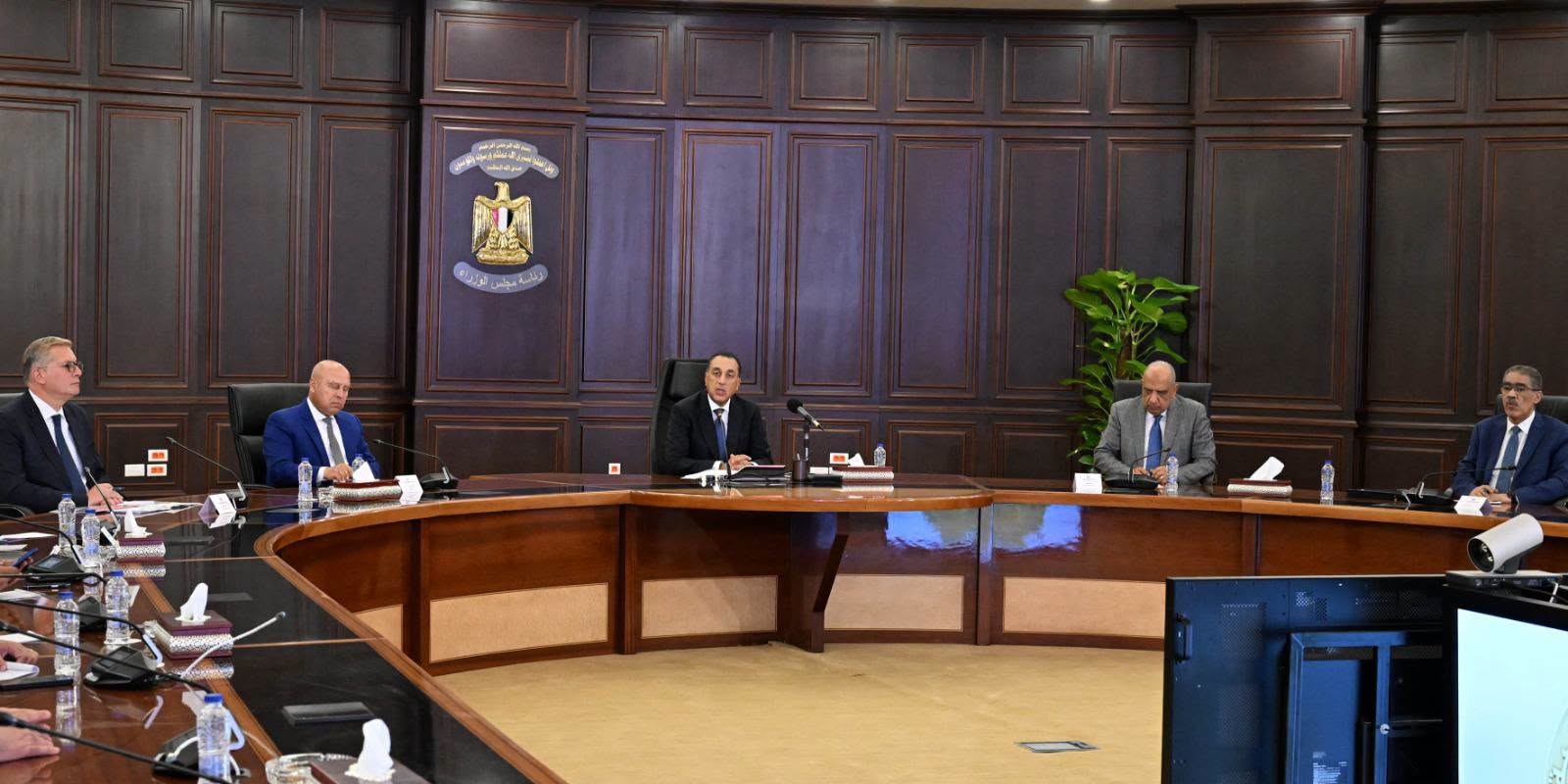 مدبولي: مؤشرات إيجابية تعزز الثقة في الاقتصاد المصري.. والحكومة تعد برنامجًا اقتصاديًا جديدًا لما بعد صندوق النقد
