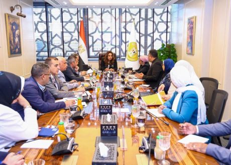 منال عوض: مشروعات كبرى لمواجهة التغيرات المناخية وتحسين جودة البيئة في خطة 2026/2027