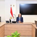وزير الري يبحث استخدام تكنولوجيا ضخ الرمال من البحر لتعزيز حماية الشواطئ المصرية من آثار التغيرات المناخية