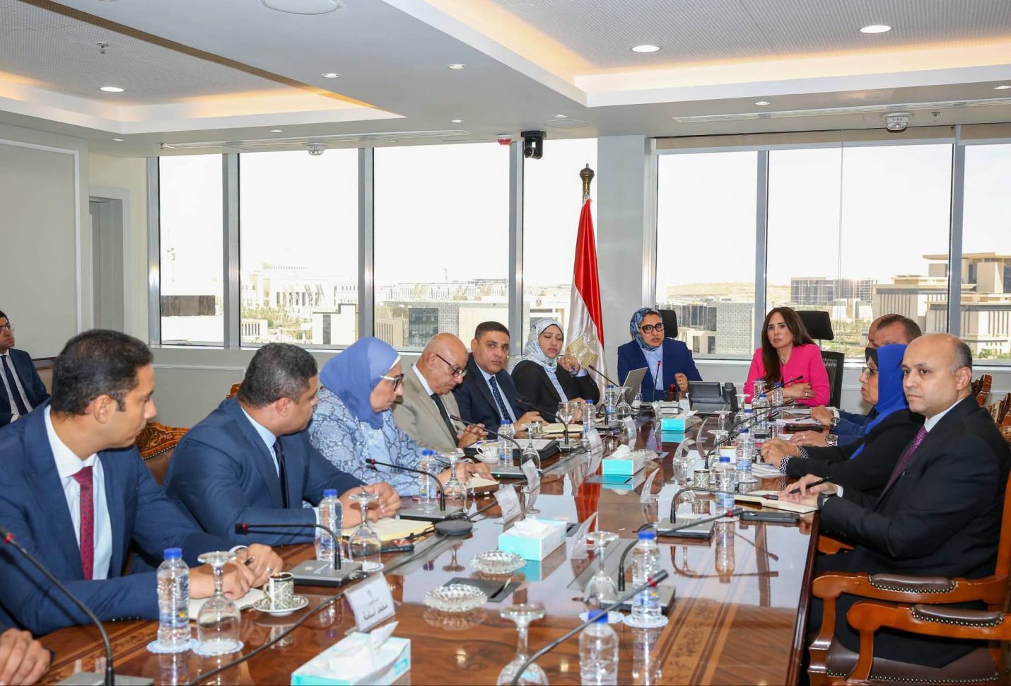 وزيرة الإسكان تتابع ملفات التنمية والمشروعات الخدمية بمحافظة الوادي الجديد