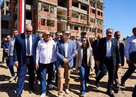 وزير التخطيط والتنمية الاقتصادية ومحافظ البحيرة يتفقدان مشروع إنشاء المدرسة المصرية اليابانية بمدينة دمنهور