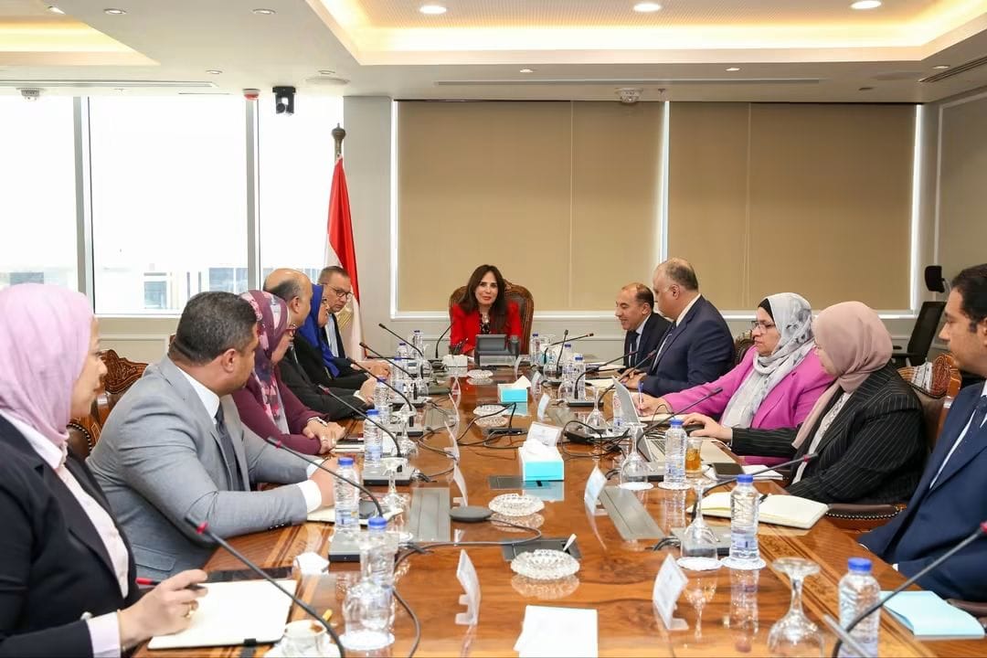 “وزيرة الإسكان “تتابع مستجدات تطوير الموقع الإلكتروني للوزارة وتوجه بتوظيف تقنيات الذكاء الاصطناعي لتعزيز الخدمات الرقمية