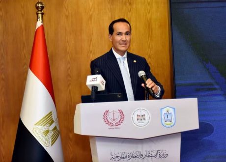 «مصر تنطلق بالتصدير» تصل بورسعيد لتوسيع قاعدة المصدرين وتأهيل الشركات