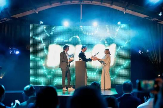 KLM commits nearly €3 bln to Netherlands’ first SAF plant