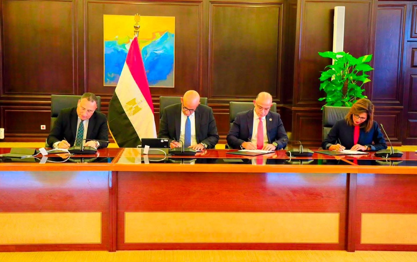 إطلاق «البرنامج الرئاسي لتأهيل النشء المصري للقيادة» لاكتشاف ورعاية المتفوقين وتأهيلهم للمستقبل