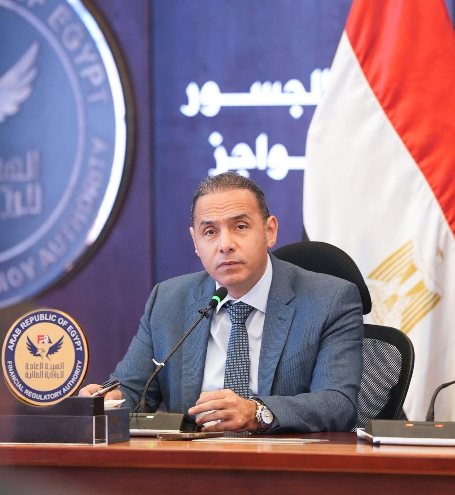 «الرقابة المالية» تعدّل ضوابط التخصيم والتأجير التمويلي بالعملة الأجنبية لتعزيز المرونة وحوكمة المعاملات