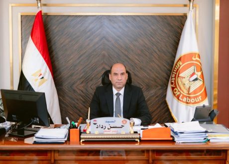 برواتب تصل إلى 9500 جنيه.. وزارة العمل تعلن 3070 فرصة عمل جديدة