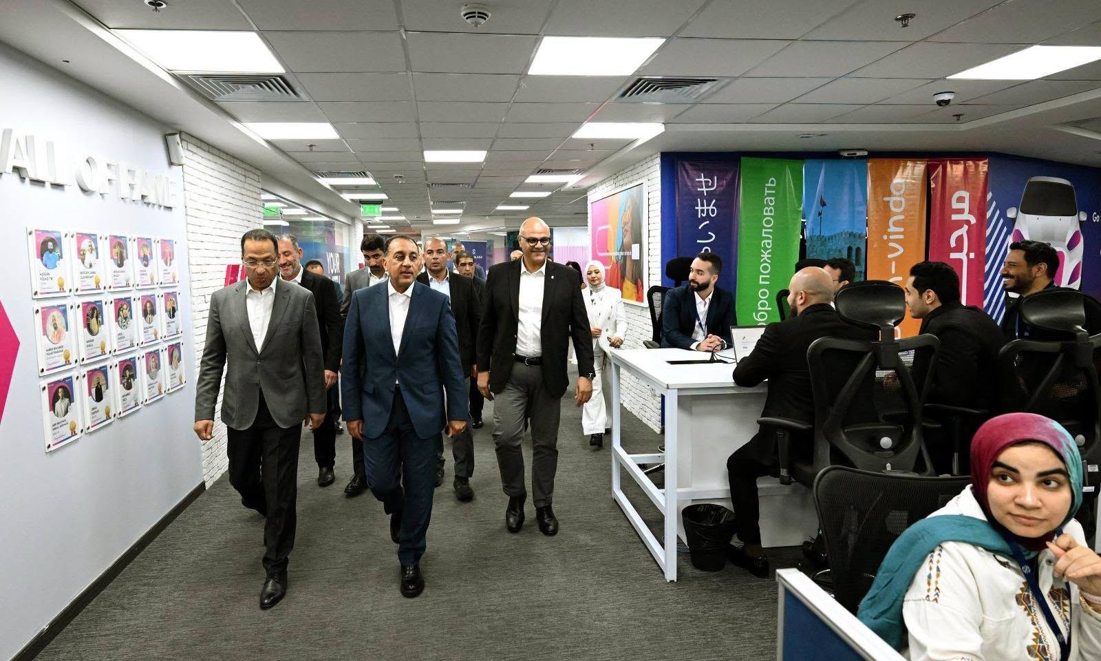 مدبولي يتفقد «ساذرلاند» بالإسكندرية ويؤكد دعم الدولة لصناعة التعهيد وتصدير الخدمات