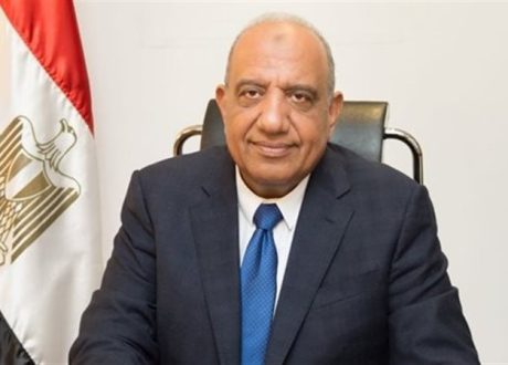 وزير الكهرباء يبحث مع روساتوم تنفيذ مشروع متكامل لتحلية مياه البحر بالضبعة