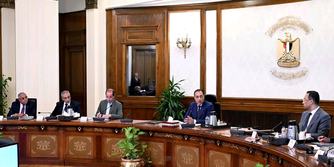 مدبولي: توجيهات رئاسية بمواصلة تطوير سوق الاتصالات وتعزيز التحول الرقمي في مصر