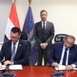 وزير الاتصالات: تطوير البنية التحتية الرقمية يعزز مكانة مصر كمركز عالمي لنقل البيانات