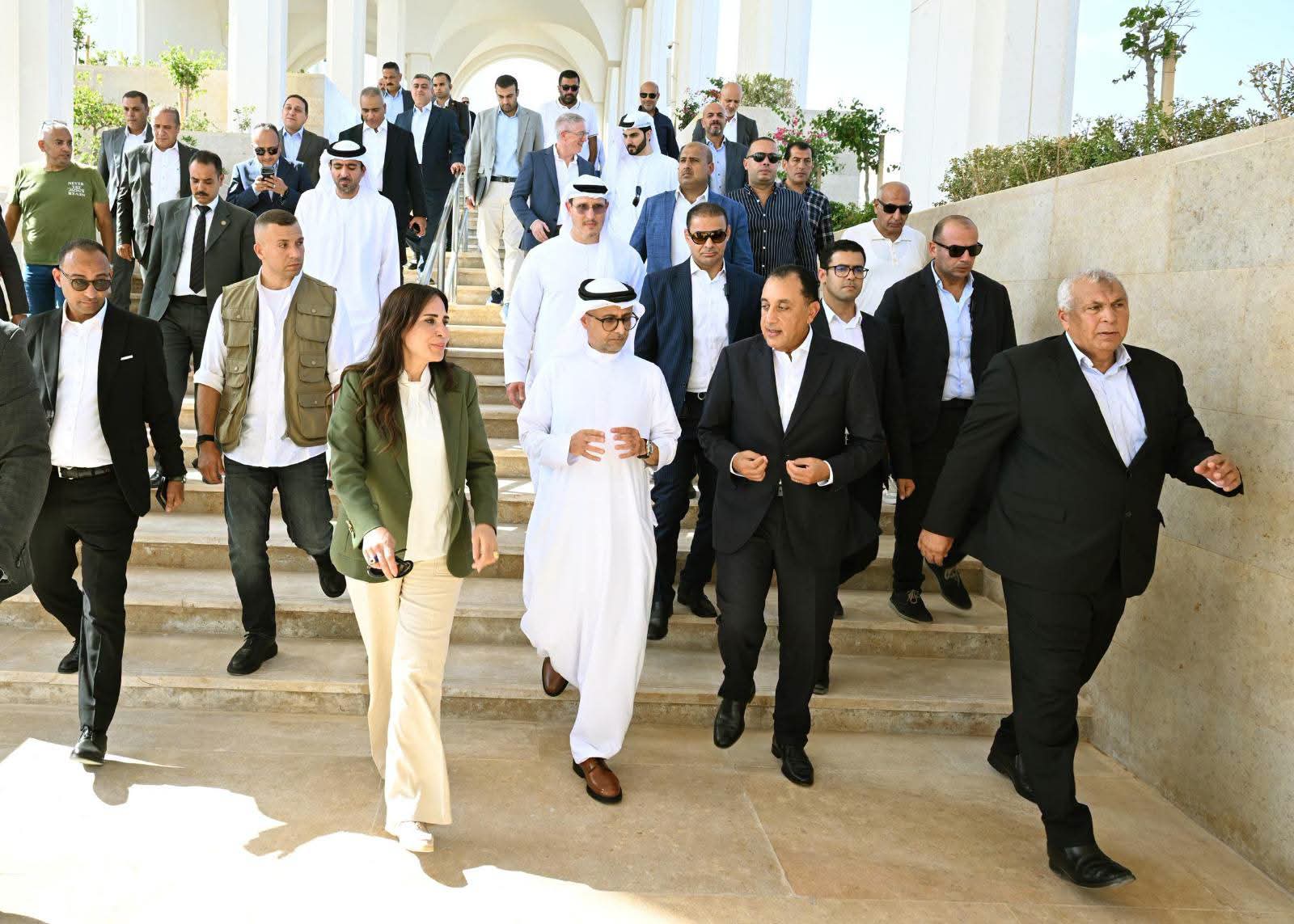 مدبولي: «رأس الحكمة» ركيزة لدفع التنمية العمرانية والسياحية المستدامة بالساحل الشمالي