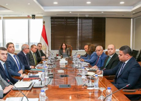 وزيرة الإسكان تتابع معدلات تنفيذ وحدات المبادرة الرئاسية «سكن لكل المصريين